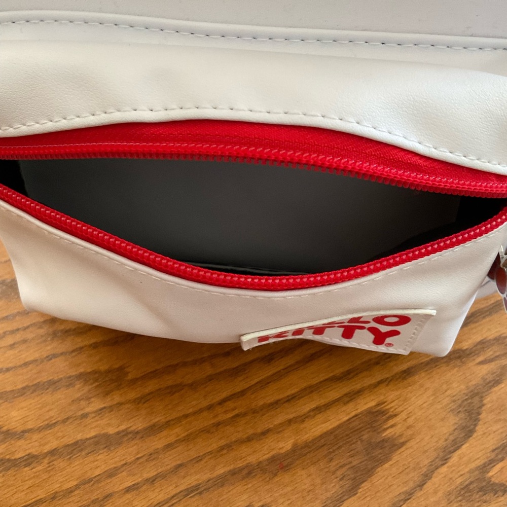 Hello Kitty 10.5” Mini Backpack - Picture 9 of 12